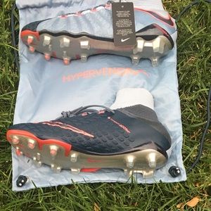 Brand New Nike Cleets size 11.